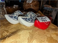 Accent clogs