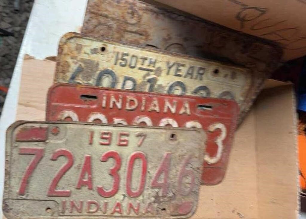 (4) VINTAGE LICENSE PLATES