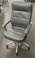 Nice Beauty Rest Brand Office Chair