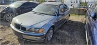 2003 BMW 325i WBAEV33413KL60469 Abandoned