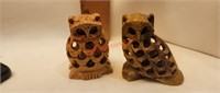 Carved stone mineral  owls in owls
