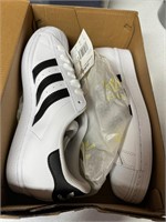 Women’s brand new Adidas size 7