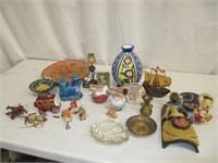 MIXED DECORATIVE COLLECTIBLE LOT