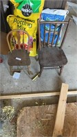 Wooden kids chairs Bentwood
