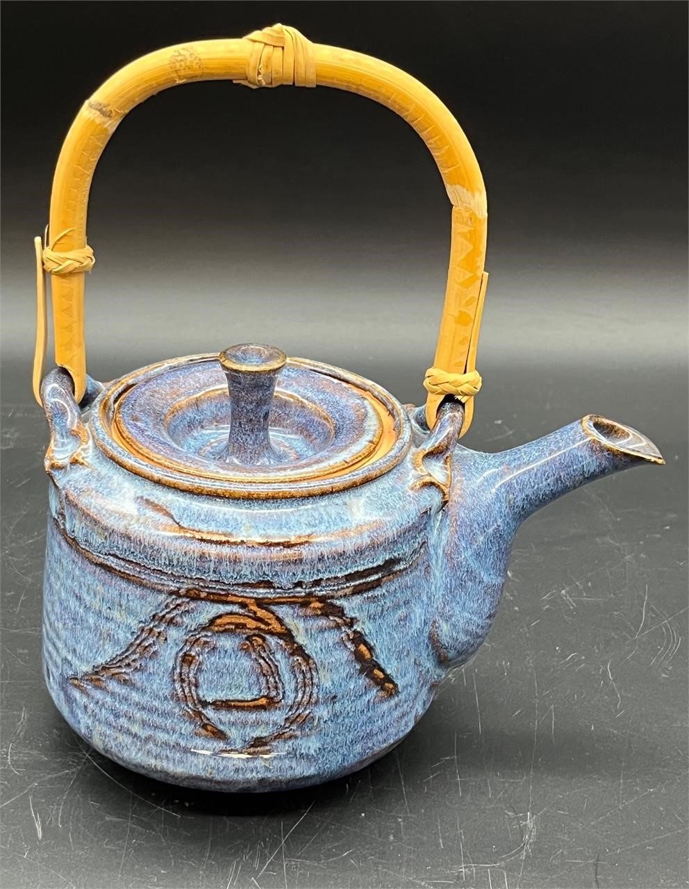 1986 COCHRAN POTTERY ART TEA POT