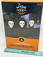 NEW Hyde And Eek 5ct Skull Stake Path Lights
