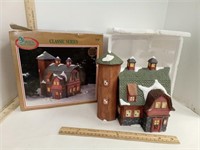 Dickens Collection Towne Series BarnHouse W/Silo