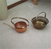 2 PC COPPER TONE WATERING CAN, BRASS BASKET