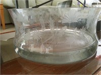 HEAVY ETCHED GLASS / CRYSTAL BOWL