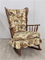 COTTAGE COUNTRY ROCKING CHAIR