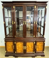 OUTSTANDING ORIENTAL STYLE LIGHTUP DISPLAY CABINET