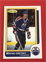 1986 OPC Wayne Gretzky Card #3 O-Pee-Chee