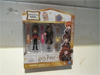 NEW HARRY POTTER MAGICAL MINIS TOY FIGURES