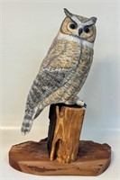 SUBSTANTIAL R. CHURCHILL WOOD CARVED OWL ON PERCH