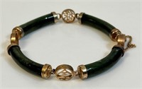 PRETTY DESIRABLE JADE BANGLE BRACELET