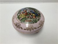 Footed Porcelain Powder Dish