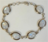 DESIRABLE STERLING SILVER AND MOONSTONE BRACELET