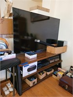 TV / ENTERTAINMENT CENTER, 3 SHELF