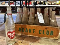 Heart Club Carrying Case with 25 Bottles