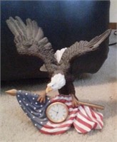 AMERICAN BALD EAGLE W/CLOCK & FLAG #28