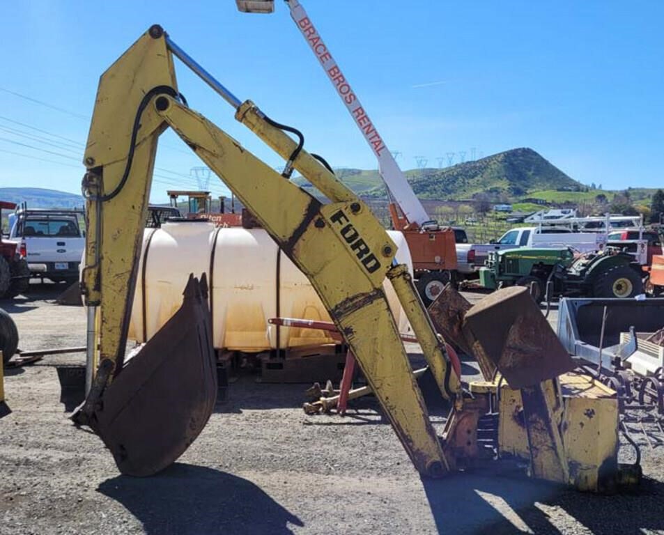 Ford Backhoe Attachment w/18"