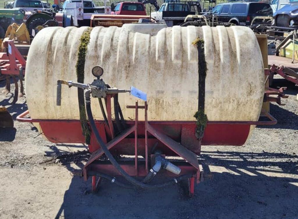 Sprayer w/300 Gallon Poly Tank & Boom - No Pump