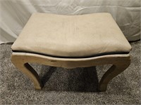 19"X15"X25.5" VINTAGE PADDED BENCH NO SHIPPING