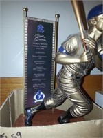 "THE MICK" MICKEY MANTLE COLD-CAST BRONZE TRIBUTE