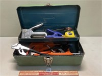 METAL TOOL BOX WITH CONTENTS TOOLS