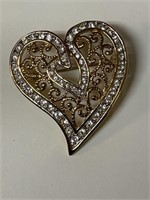 HEART BROOCH WITH CZ