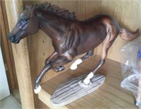 MODEL HORSE #3 BROWN W/3 WHITE HOOVES IN A GALLOP