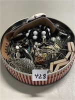 FAIRSIZED LOT OF MIXED COSTUMED JEWELRY WITH TIN
