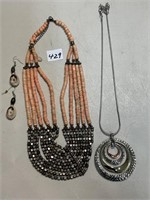 BEAUTIFUL EYE CATCHING COSTUME NECKLACES/EARRING