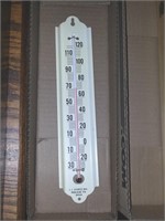 VTG OUTDOOR WALL THERMOMETER, WHITE METAL