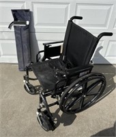 Breezy 500 Wheelchair With Accessories