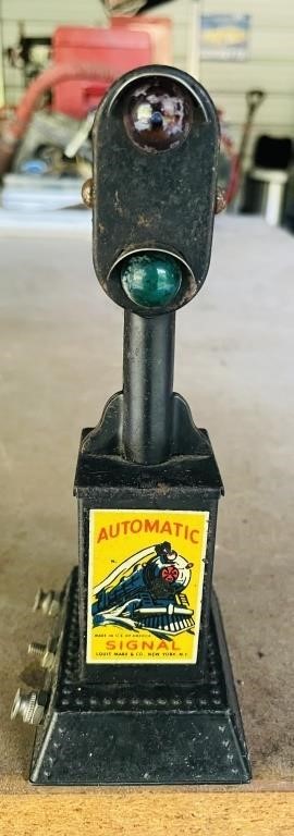 Automatic Signal Train Signal by Louis Marx & Co.