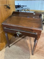 Antique writing desk with lock n key