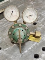 SMITH EQUIP REGULATOR GAUGES