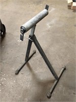 FOLDING ROLLER STAND