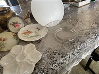 (7) decorative and vintage plates and platters,