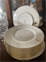 (15) Wedgewood Vera Wang gold, 9 inch plates.
