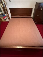 Full Size Bed With Wooden Head and Foot Boards