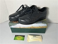 New SAS Men’s Size 8 Leather Shoes