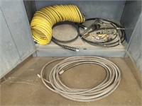 ASSORTED AIR HOSES AND ACCESSORIES