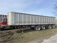 1997 40’ Aluminum Grain dump trailer w/ box liner