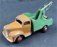 1950s Dinky Toys Commer Tow Truck