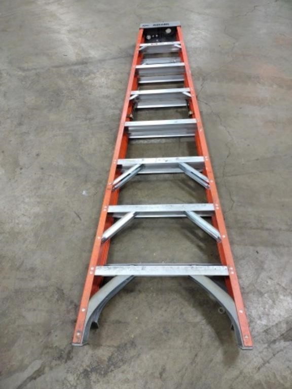 Keller Pro 8 ft fiberglass step ladder