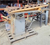 Craftsman Table Saw w/Rollers & Jigs