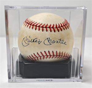 MICKEY MANTLE **SIGNED** BASEBALL - PSA AUTHENTIC