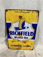 8"x12" Richfield Motor Oil Tin Sign